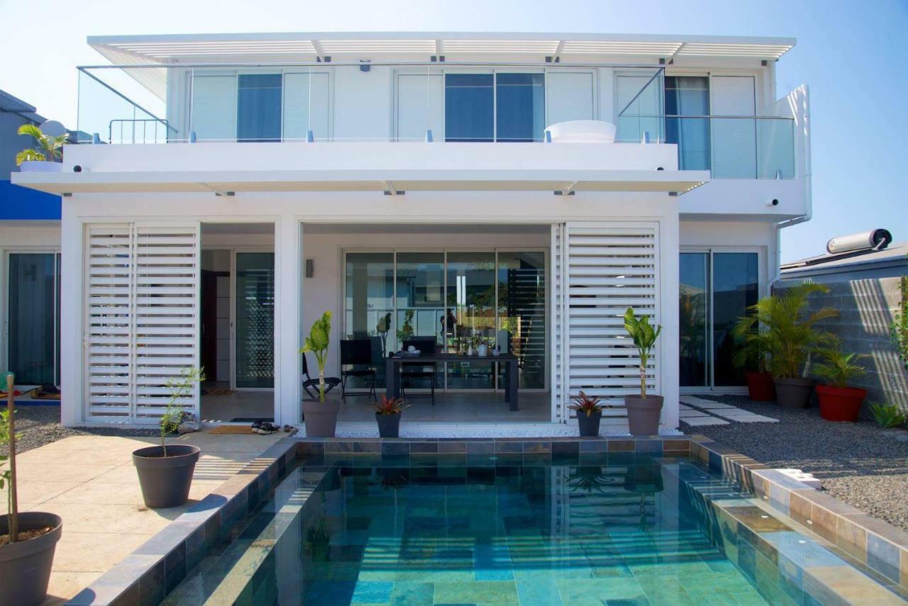 Maison Tonga Piscine Jaccuzi Saint Pierre Exterior photo
